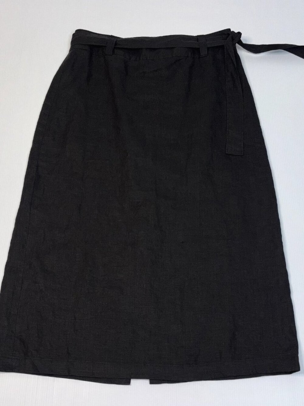 L'OFFICIEL women's linen black skirt size 6